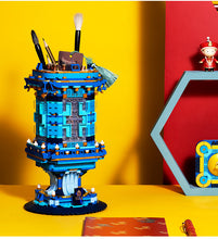Load image into Gallery viewer, Xinyu (Happy build) Creative Brushpot Lantern | XQ18001