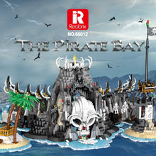 Load image into Gallery viewer, Reobrix The Pirate and Royal Bay | 66012-66013