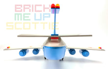 Load image into Gallery viewer, Oxford Block - Toys R Us Airport