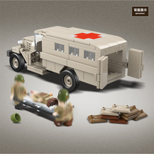 Load image into Gallery viewer, QuanGuan GAZ-55 Ambulance | 100112